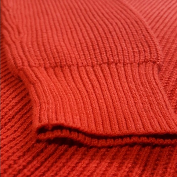 EXPRESS Men’s Sweater - Picture 2 of 3